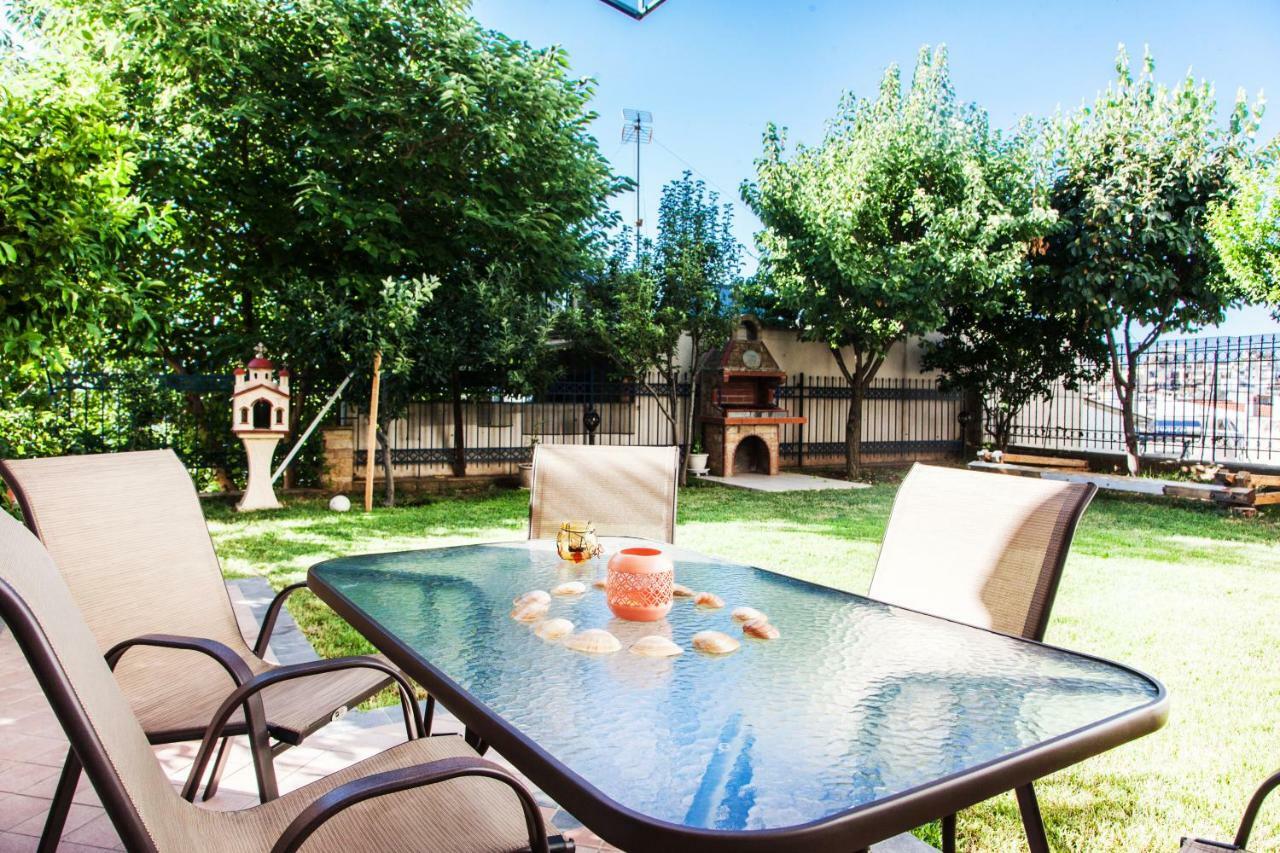 Garden House Near The Sea Apartment Kavála ภายนอก รูปภาพ