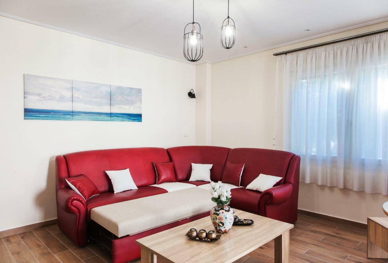 Garden House Near The Sea Apartment Kavála ภายนอก รูปภาพ